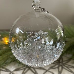 NIB 2018 Swarovski Annual Christmas Ball Ornament